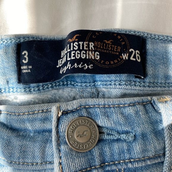 ripped hollister jeans - Picture 2 of 3